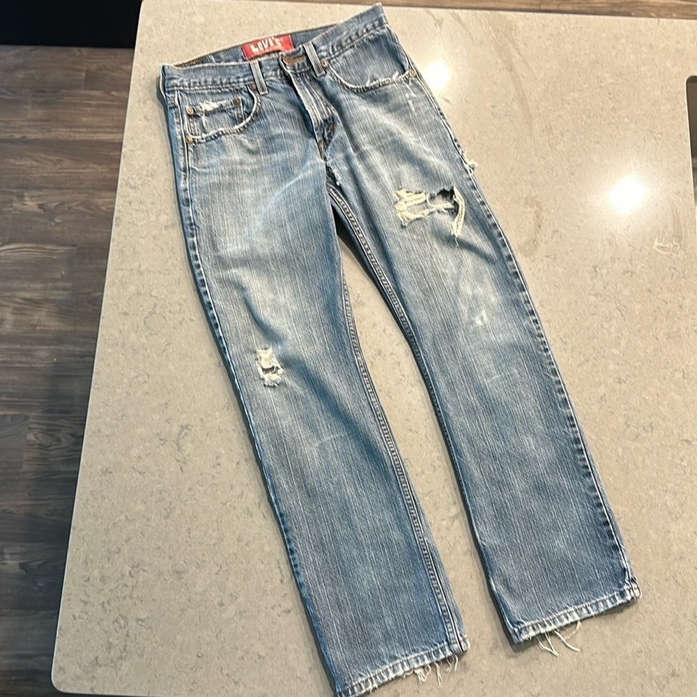 Women’s Levi’s 514 Slim Straight Distressed Jeans - Size 28